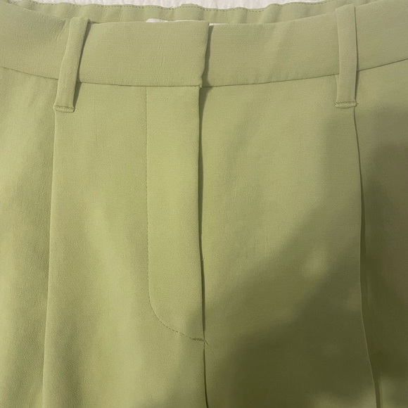 Pale green Abercrombie “Tailored Relaxed Straight Pant” NWT - Picture 4 of 8